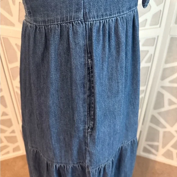 GAP Maxi Denim Dress - Picture 4 of 10